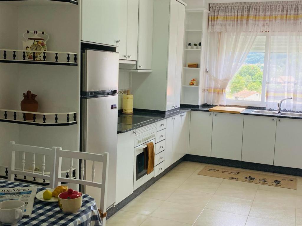 Tu Hogar En El Corazon De O Salnes Appartement Meaño Buitenkant foto